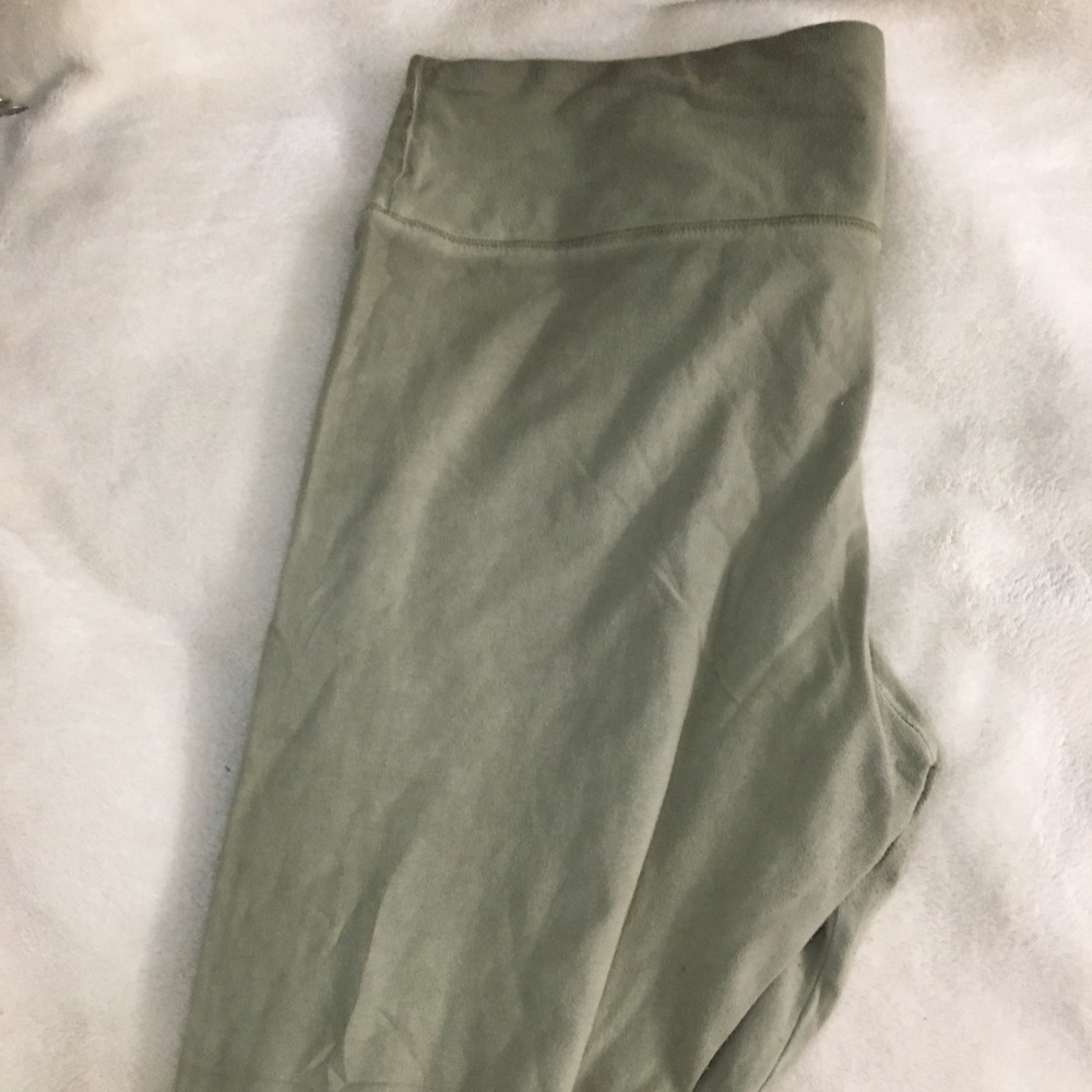 Green Plus Size Leggings